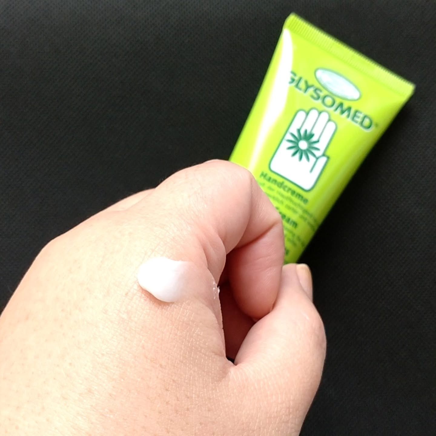 グリソメド ハンドクリーム A (カモミール)/グリソメド/ハンドクリームを使ったクチコミ（3枚目）