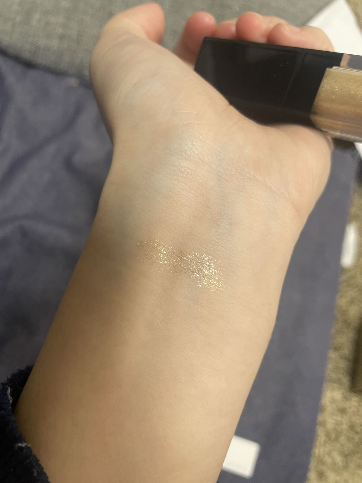 アイ フォイル シャンパン ゴールド/shu uemura/リキッドアイシャドウを使ったクチコミ（2枚目）