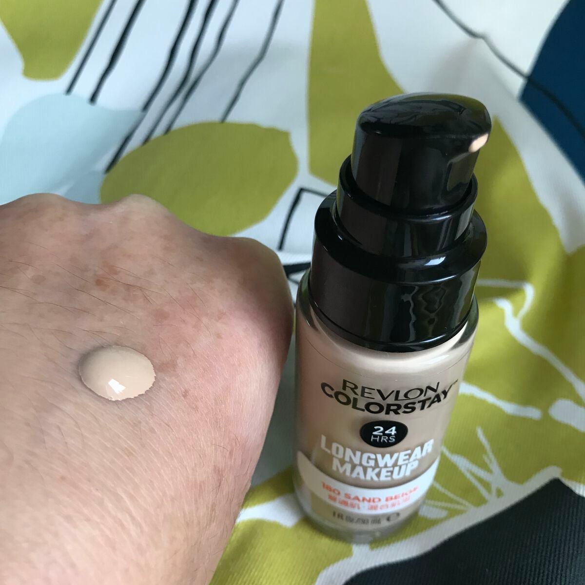 カラーステイ ロングウェア メイクアップ/REVLON/リキッドファンデーションを使ったクチコミ(2枚目)