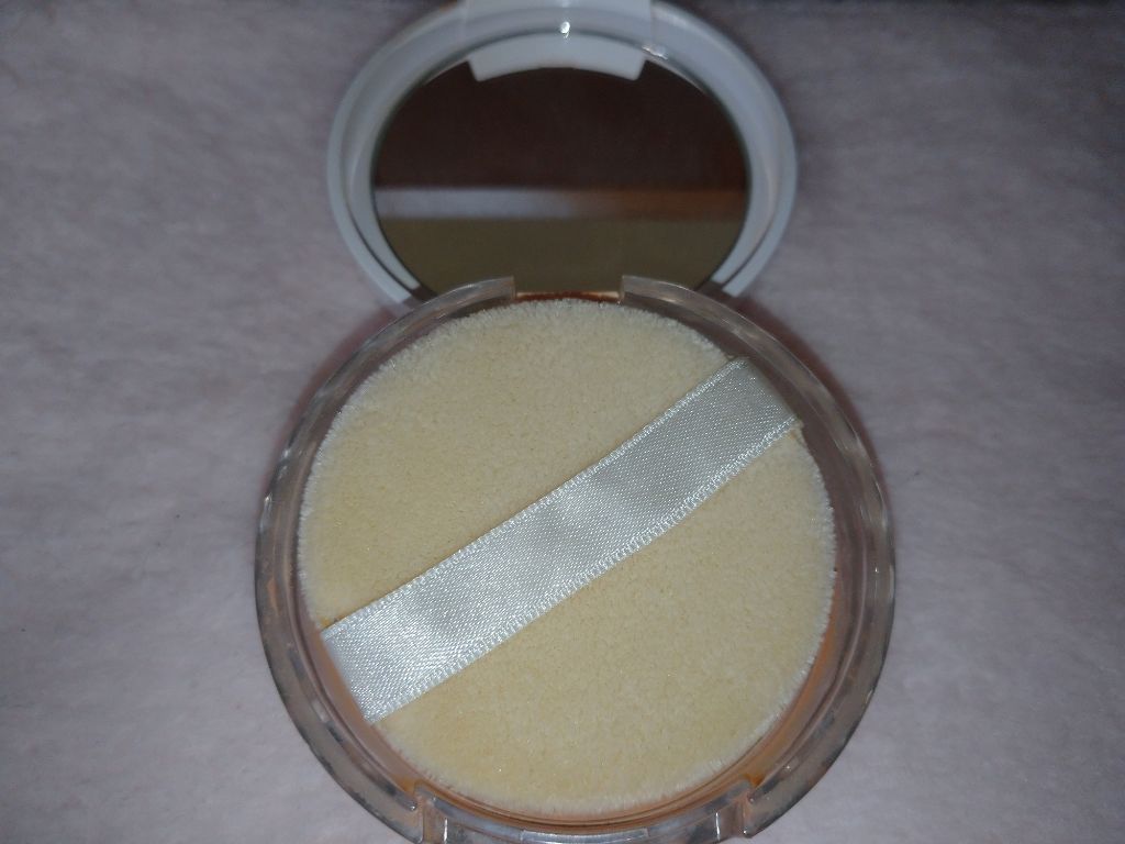 UVクリアフェイスパウダー/CEZANNE/プレストパウダーを使ったクチコミ(2枚目)