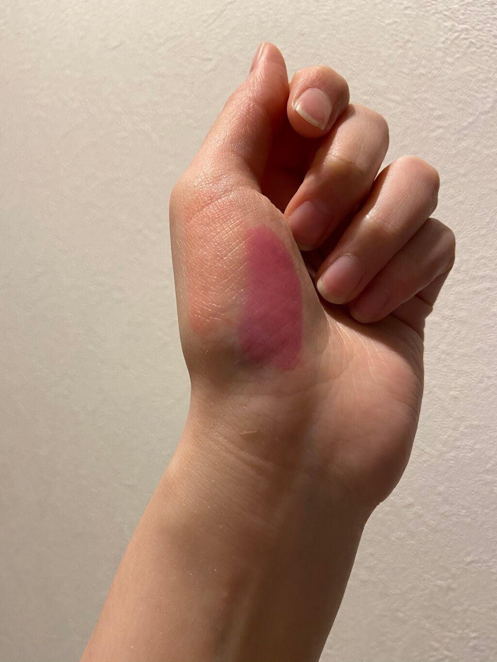 ルージュ ピュールクチュール ヴェルニ ウォーターステイン/YVES SAINT LAURENT BEAUTE/口紅を使ったクチコミ(2枚目)