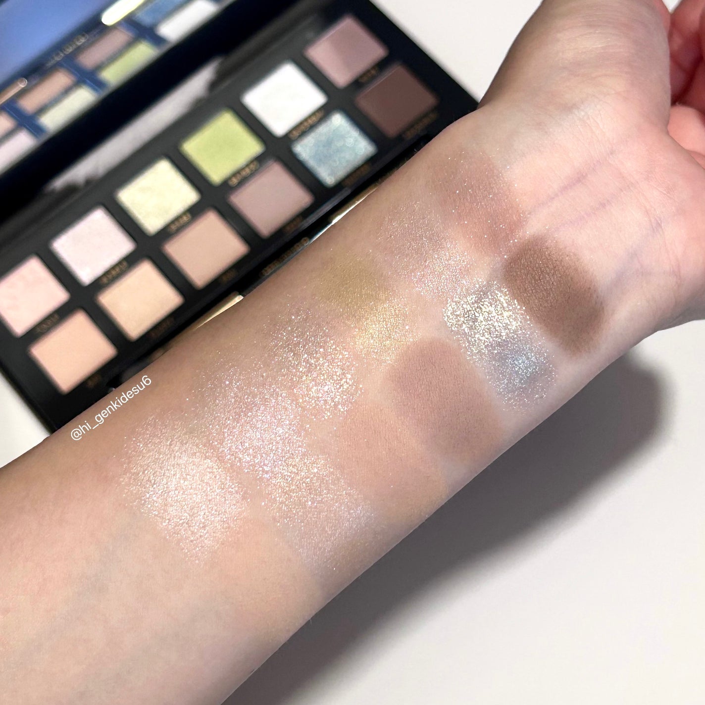 エクスプローラ12色 動物アイシャドウパレット/PERFECT DIARY/アイシャドウパレットを使ったクチコミ(2枚目)