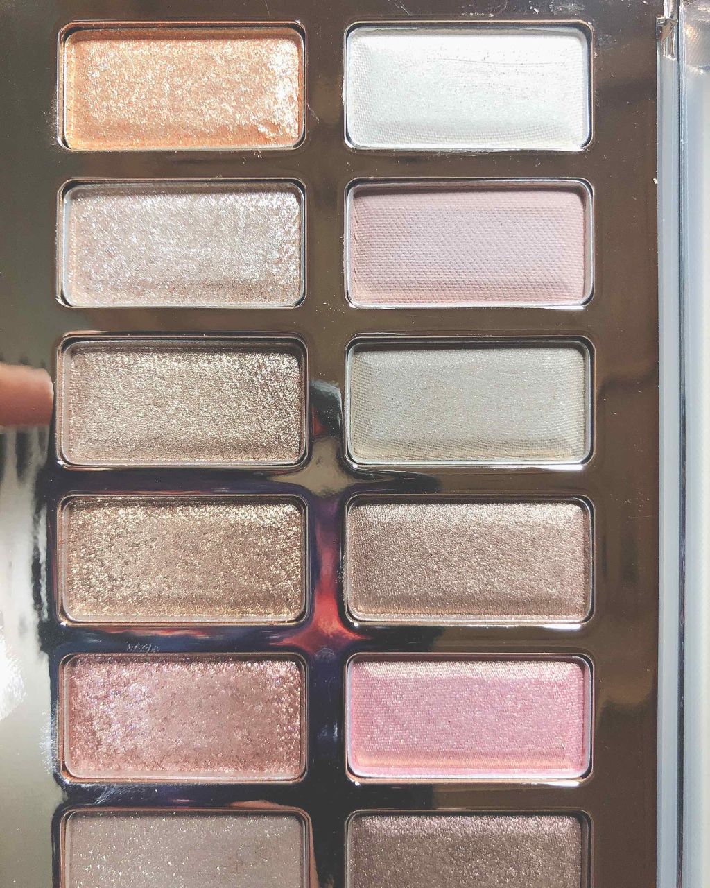 バレンタインボックス/VAVI MELLO/アイシャドウパレットを使ったクチコミ（2枚目）