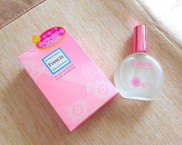 🧼❁⃘*.ﾟ女子の永遠の憧れの匂い？！ﾟ･*:.｡❁🧼

フィアンセ  パルファンドトワレ ピュアシャンプー 50mL  

¥1944(税込価格)

元々、ピュアシャンプーのオーデコロンを利用していた