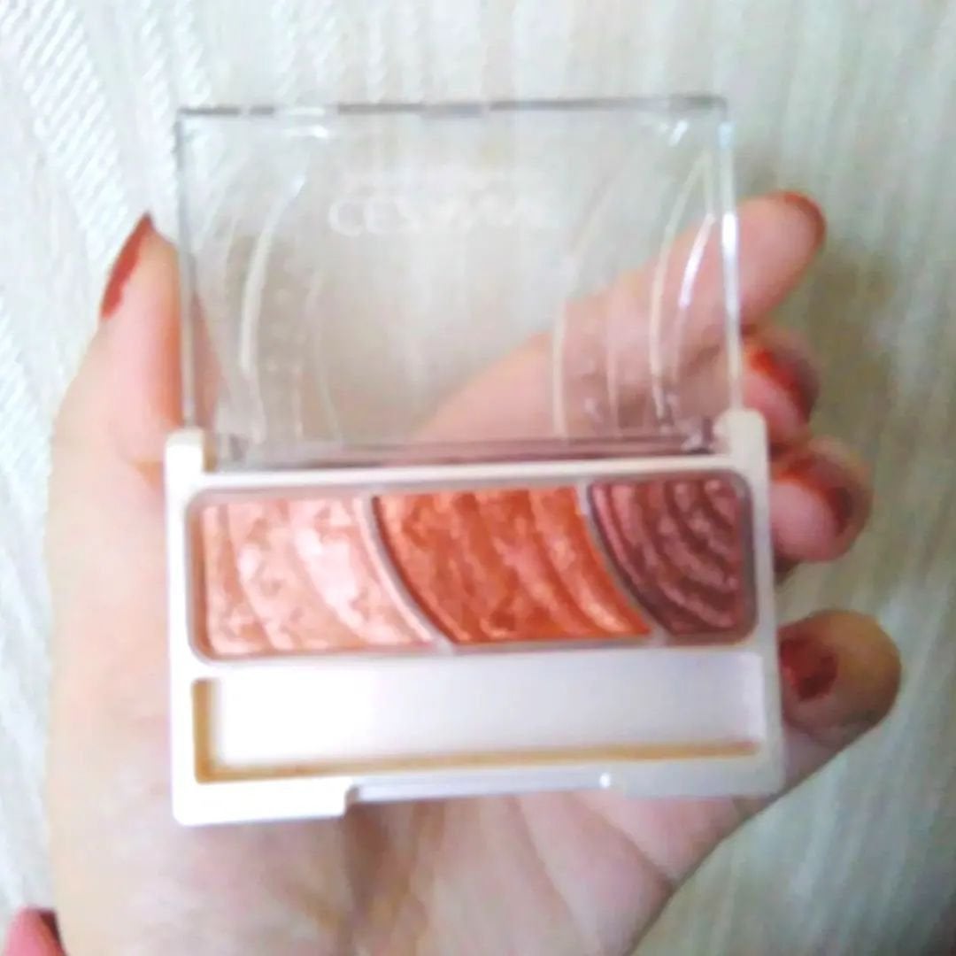 トーンアップアイシャドウ/CEZANNE/アイシャドウパレットを使ったクチコミ(2枚目)