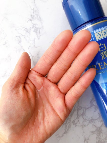 白潤プレミアム 薬用浸透美白化粧水(しっとりタイプ)/肌ラボ/化粧水を使ったクチコミ(2枚目)