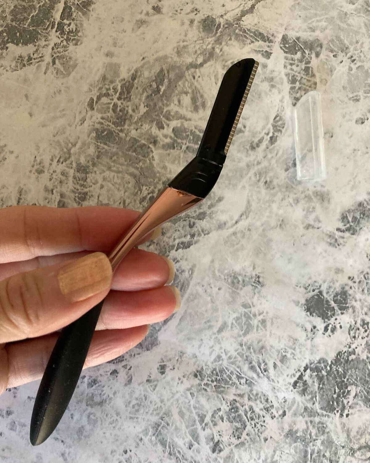 サロンプラス トーンアップ フェイススムーサー ホルダー（刃付き）/サロンプラス/シェーバーを使ったクチコミ（3枚目）