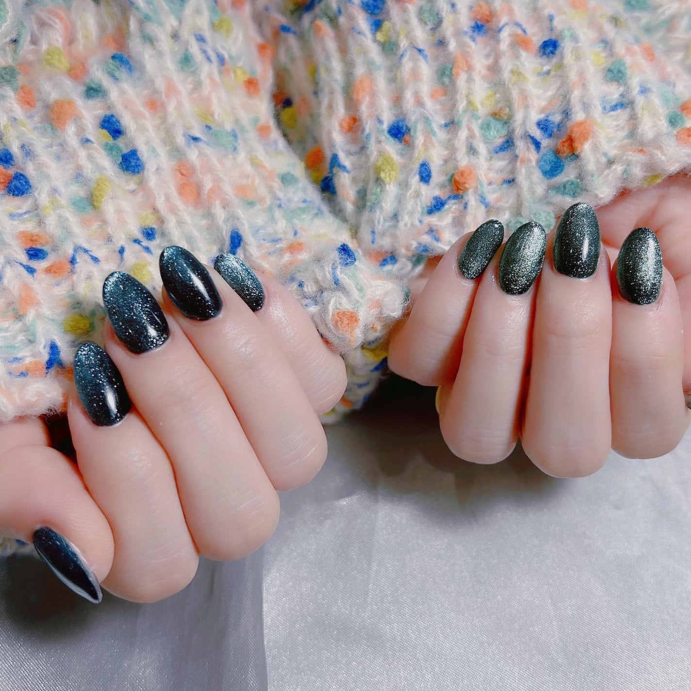 なかやまちえこ on LIPS 「色違いマグネットネイル🪄⠀⠀@risa_risa_risada..」(1枚目)