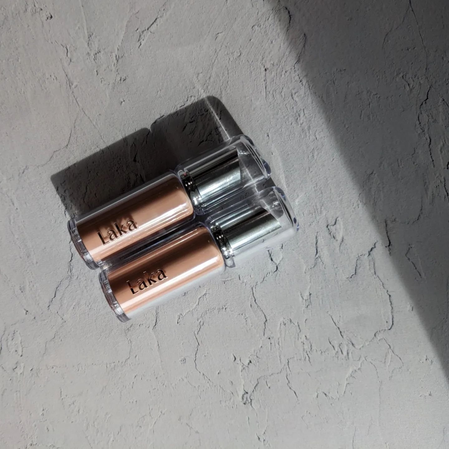 ボンディンググロウリップスティック/Laka/口紅を使ったクチコミ（2枚目）