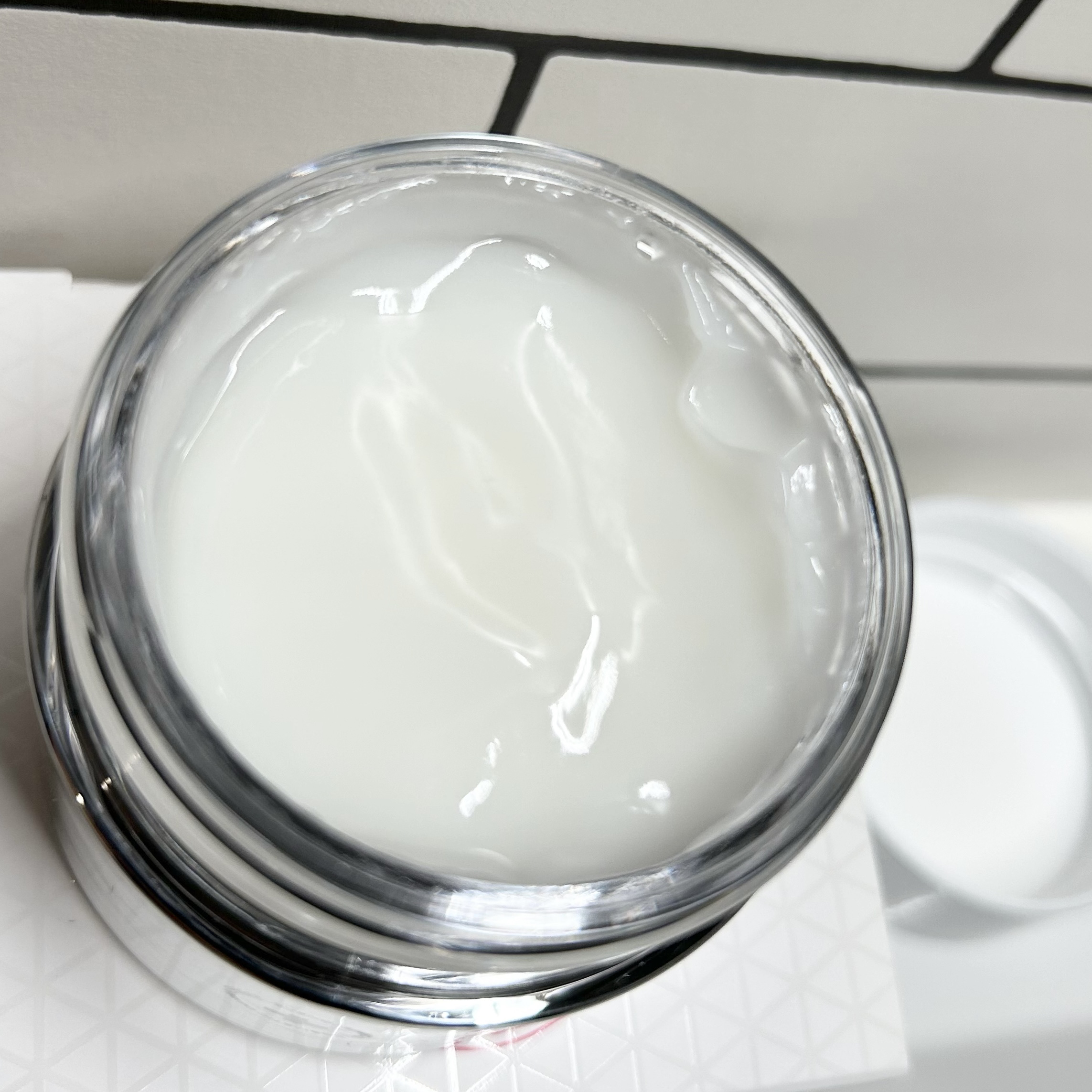 ブライトニング モイスチャー クリーム/BUENO/フェイスクリームを使ったクチコミ（3枚目）