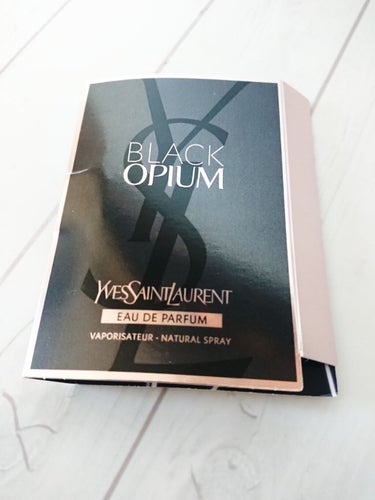 YVES SAINT LAURENT BEAUTE ブラック OP オーデパルファムのクチコミ「🎩イヴ・サンローラン ブラックOPオードパルファム🎩
私の好きなYouTuberさんがお気に入.....」（2枚目）