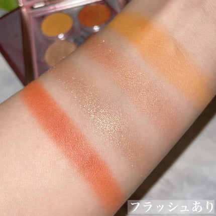 VAST NEBULA 4COLOR EYESHADOW PALETTE/HEXZE(ヘックスゼ)/アイシャドウパレットを使ったクチコミ(5枚目)