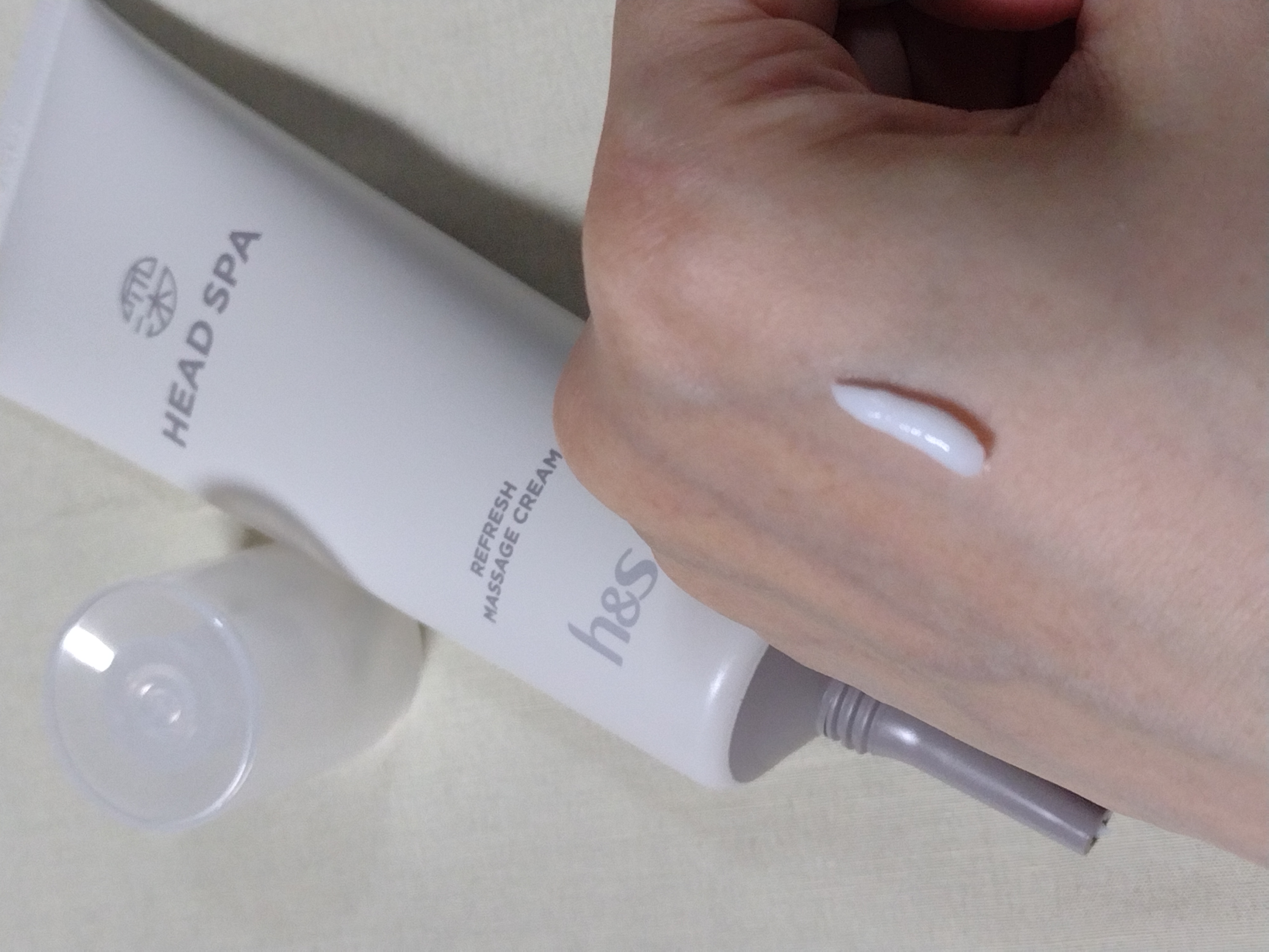 リフレッシュ マッサージクリーム/h&s/洗い流すヘアトリートメントを使ったクチコミ（1枚目）