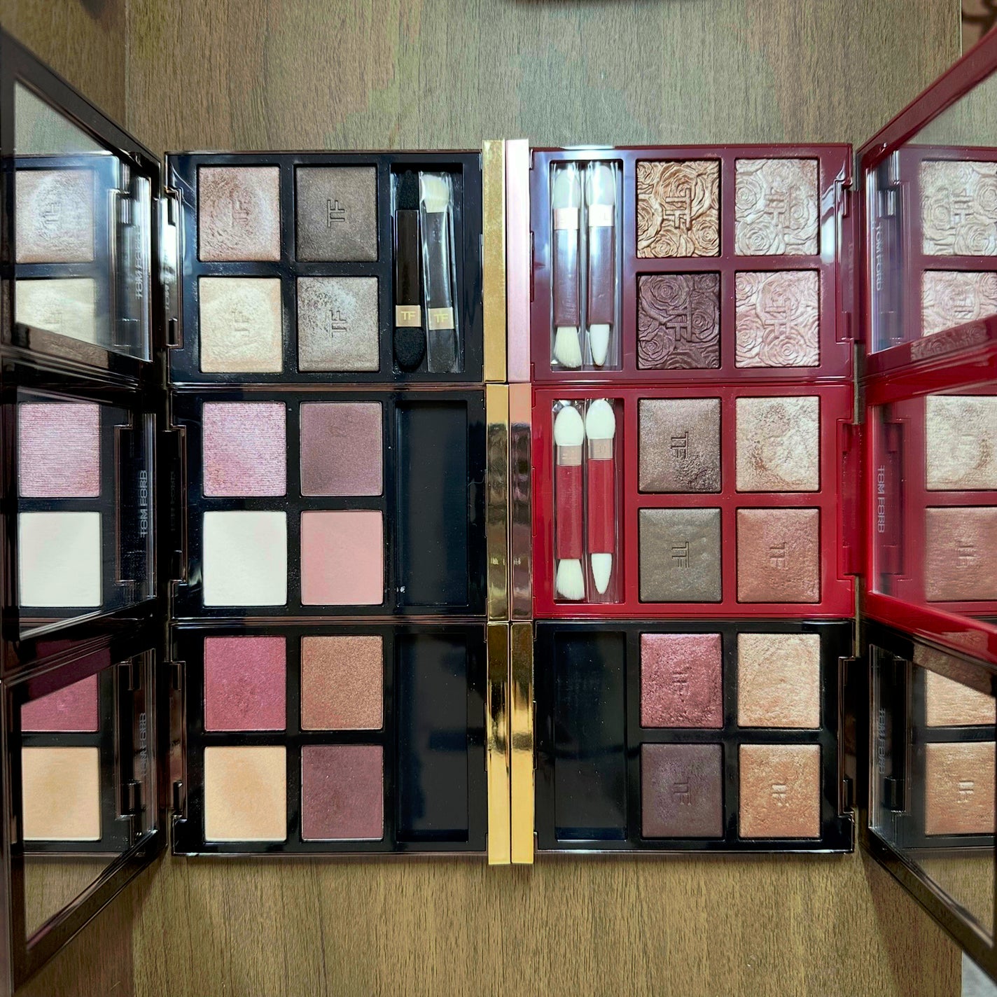 アイ カラー クォード/TOM FORD BEAUTY/アイシャドウパレットを使ったクチコミ(2枚目)