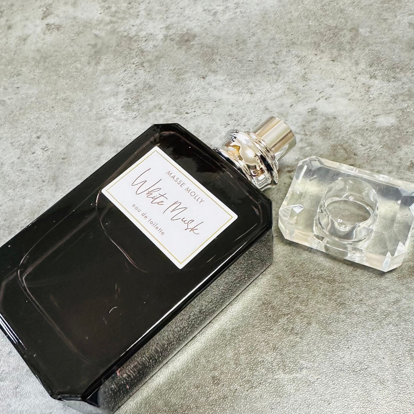 オードトワレ ホワイトムスク/MASSE MOLLY/香水(レディース)を使ったクチコミ(4枚目)