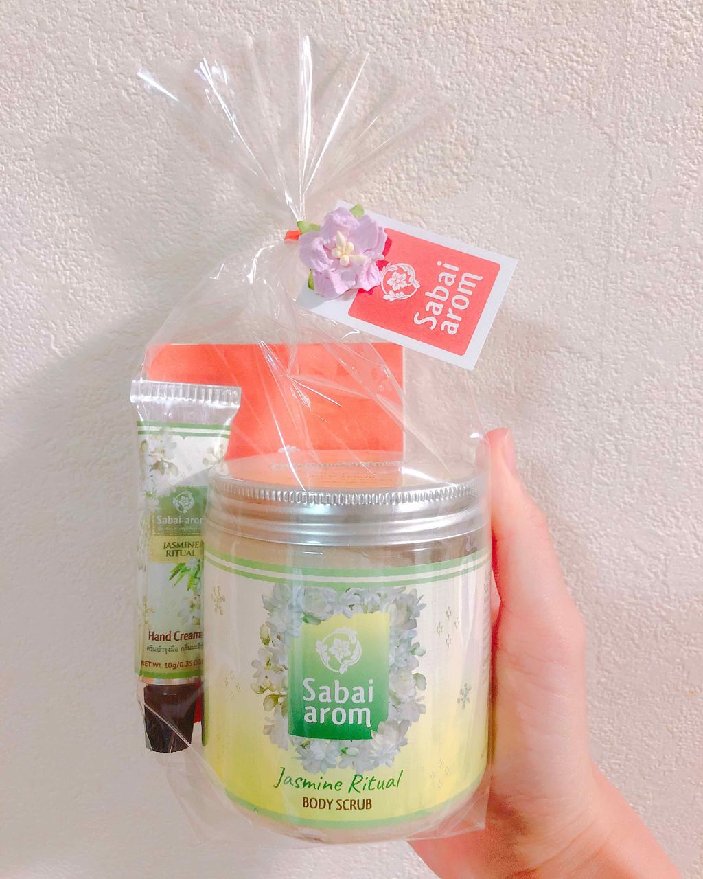 サイアミーズブロッサムズ ハンドクリーム/Sabai-arom/ハンドクリームを使ったクチコミ(1枚目)
