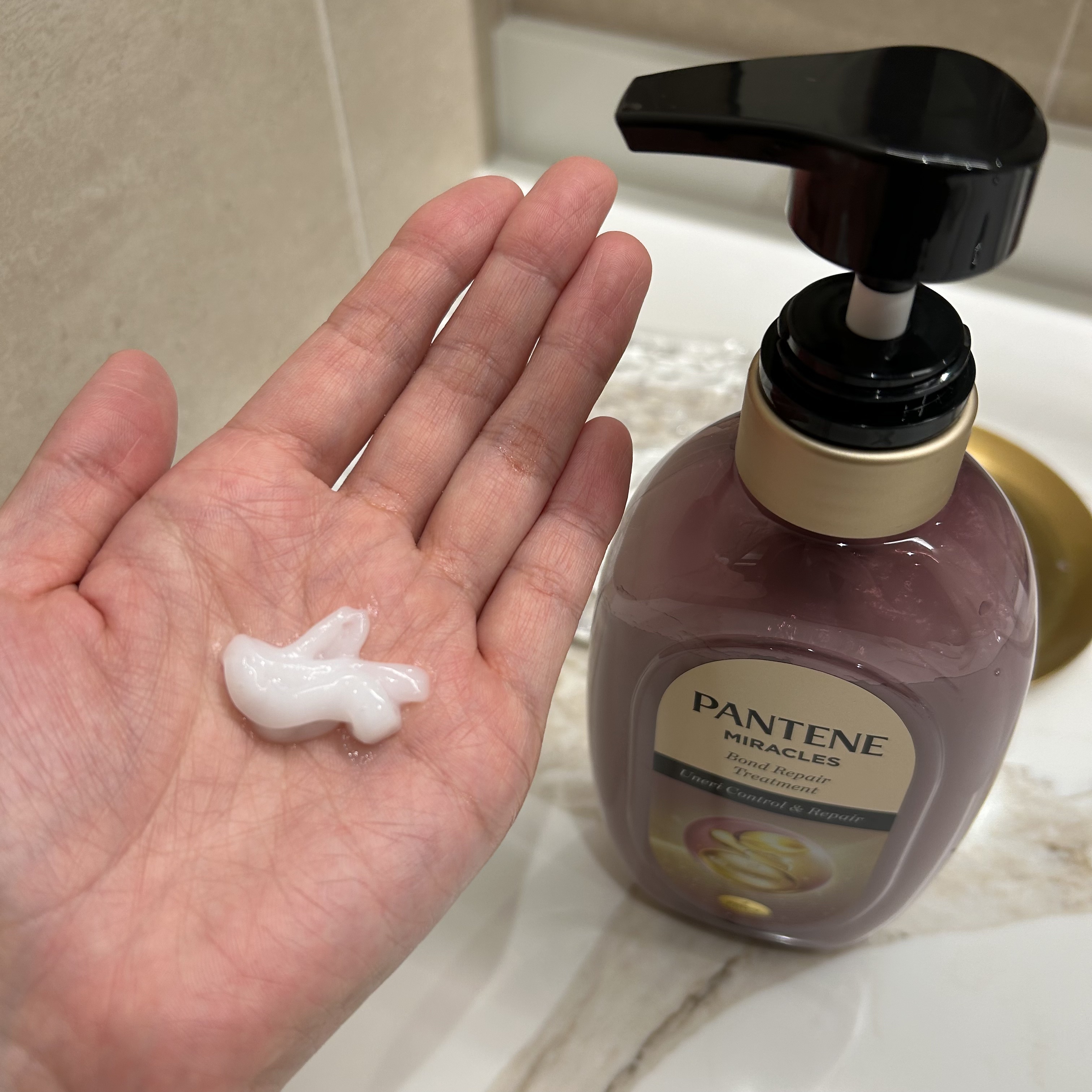 ミラクルズ うねりコントロール&リペア ボンドリペア シャンプー/トリートメント/パンテーン/市販シャンプーを使ったクチコミ（3枚目）