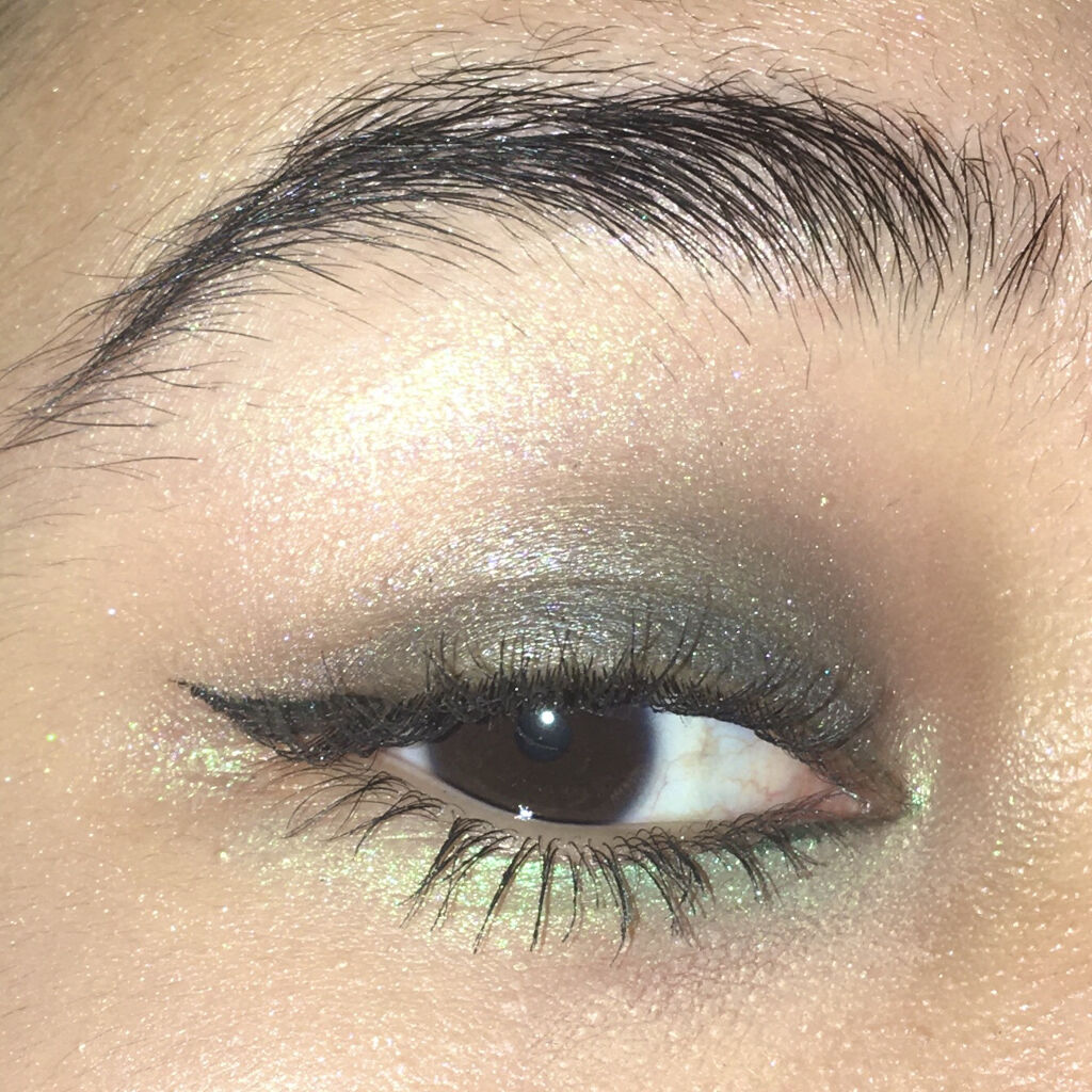 ラブ・ライナー リキッドアイライナー グリッターコレクション2 オリーブカーキ/ラブ・ライナー/リキッドアイライナーを使ったクチコミ（3枚目）