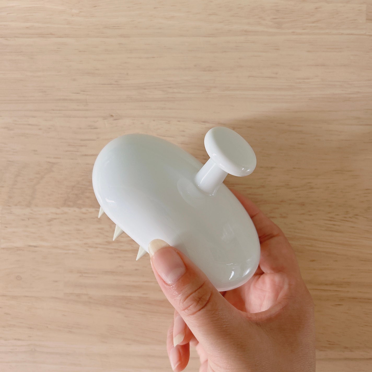 プロミル カルテスキャルプマッサージャー/Promille/スカルプブラシを使ったクチコミ(3枚目)