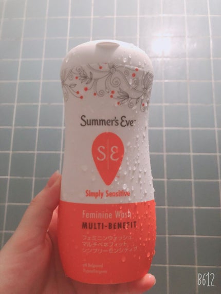 Summer's Eve(サマーズイブ) フェミニンウォッシュ マルチベネフィット シンプリーセンシティブのクチコミ「デリケートゾーン用ソープがあるというのは前々から知っていましたが石鹸、ボディソープがあるからい.....」(1枚目)