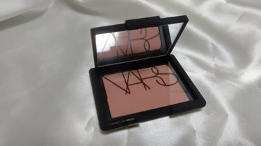 ブラッシュ 4081/NARS/パウダーチークを使ったクチコミ（1枚目）