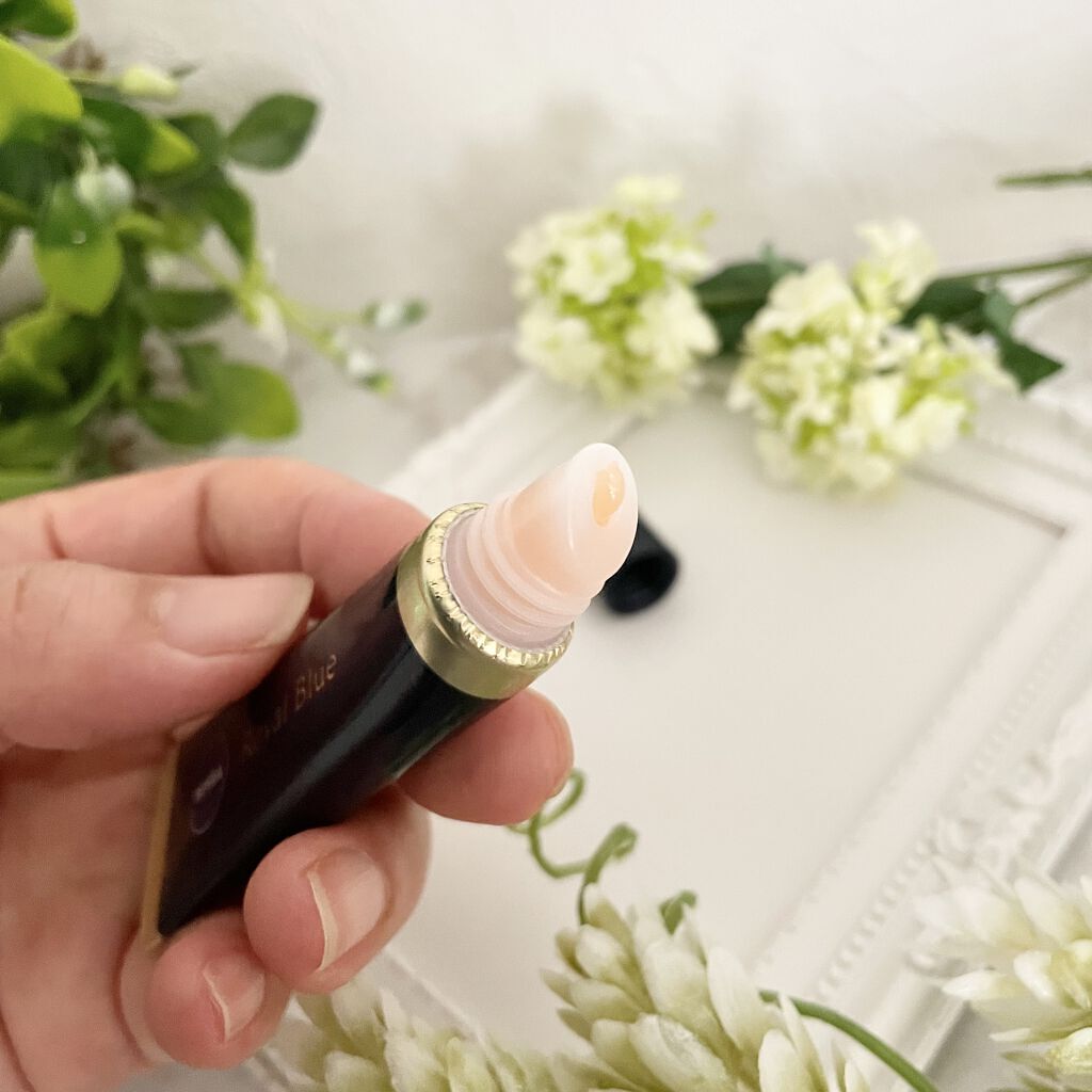 ニベア　ロイヤルブルーリップ　濃密美容ケア/ニベア/リップ美容液を使ったクチコミ（2枚目）