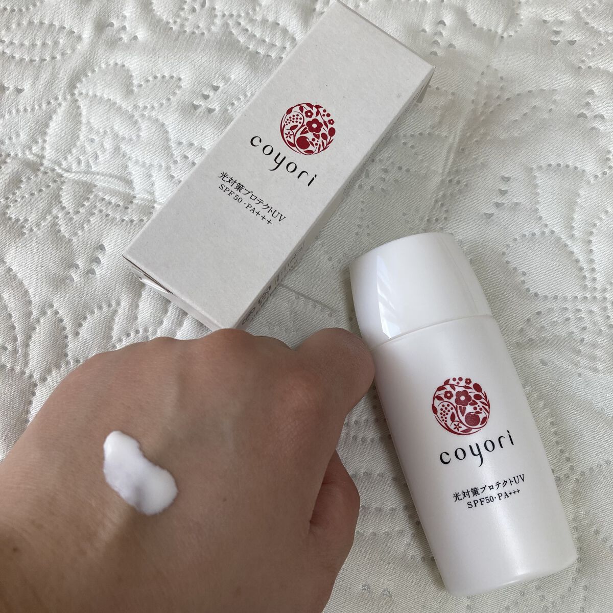 Coyori 光対策プロテクトUV🪄

✔SPF50・PA＋＋＋のカット力☀️
シミやシワの原因となる近紫外線まで徹底ブロック.ᐟ.ᐟ
✔ノンシリコンで石けんオフ🧼
✔自然成分配合で保湿効果✨

ベタつかずサラッとしていて塗りやすい🌼