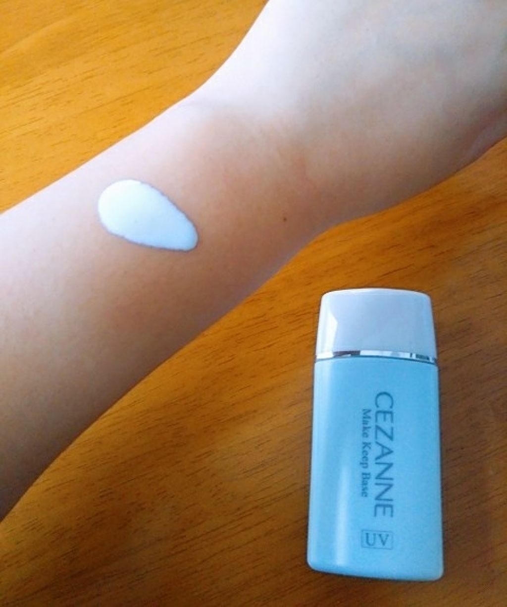 皮脂テカリ防止下地/CEZANNE/化粧下地を使ったクチコミ(4枚目)