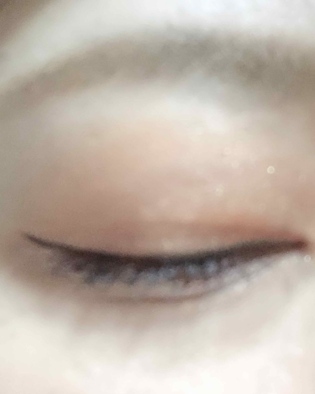 プリズム パウダーアイカラー/リンメル ロンドン/単色アイシャドウを使ったクチコミ（2枚目）