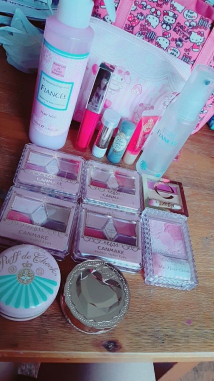 パフ・デ・チーク/MAJOLICA MAJORCA/パウダーチークを使ったクチコミ(1枚目)