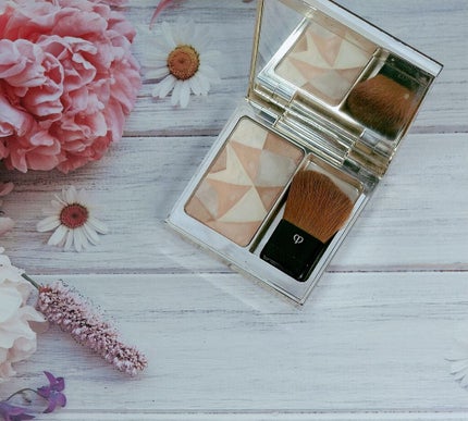 クレ・ド・ポー ボーテ レオスールデクラ/クレ・ド・ポー ボーテ/パウダーハイライトを使ったクチコミ(1枚目)