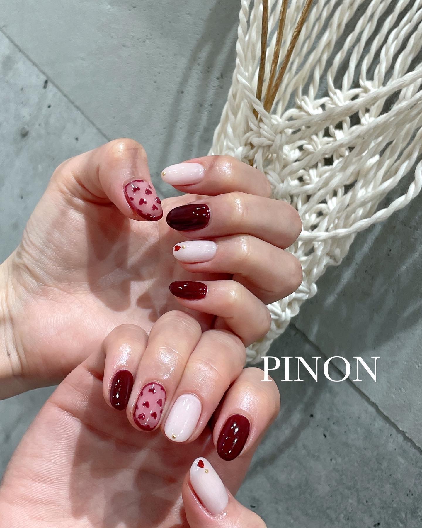 #ボルドーネイル,#ハートネイル,#冬ネイルのネイルデザイン