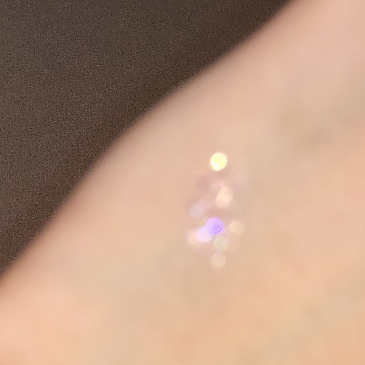 シュガー トゥインクル リキッド グリッター/PERIPERA/グリッターを使ったクチコミ（3枚目）