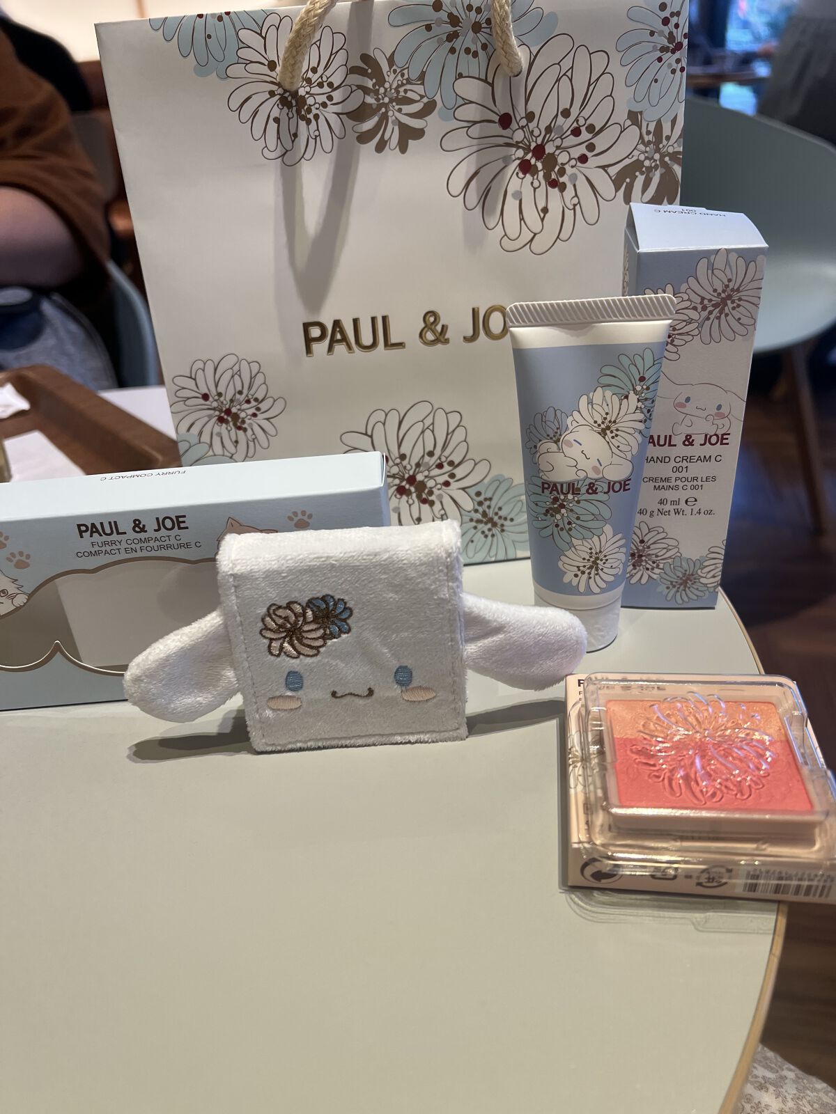 ハンドクリーム C 001/PAUL & JOE BEAUTE/ハンドクリームを使ったクチコミ（1枚目）