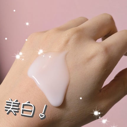 プレミアムボディミルク ホワイトニング【医薬部外品】		/ニベア/ボディミルクを使ったクチコミ(2枚目)