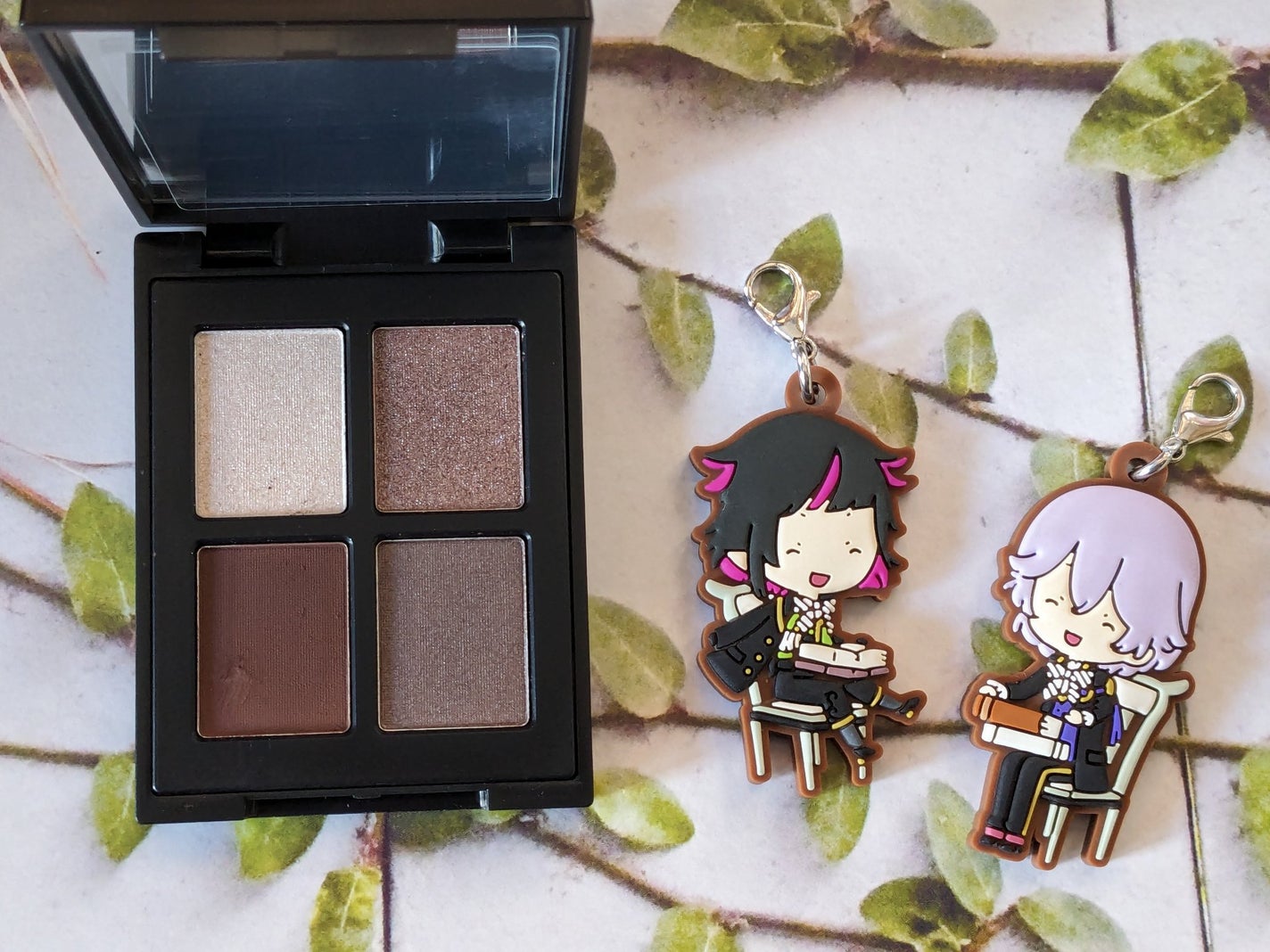 エトワルローズ 4色アイシャドウ/Étoile Rose/アイシャドウパレットを使ったクチコミ(1枚目)