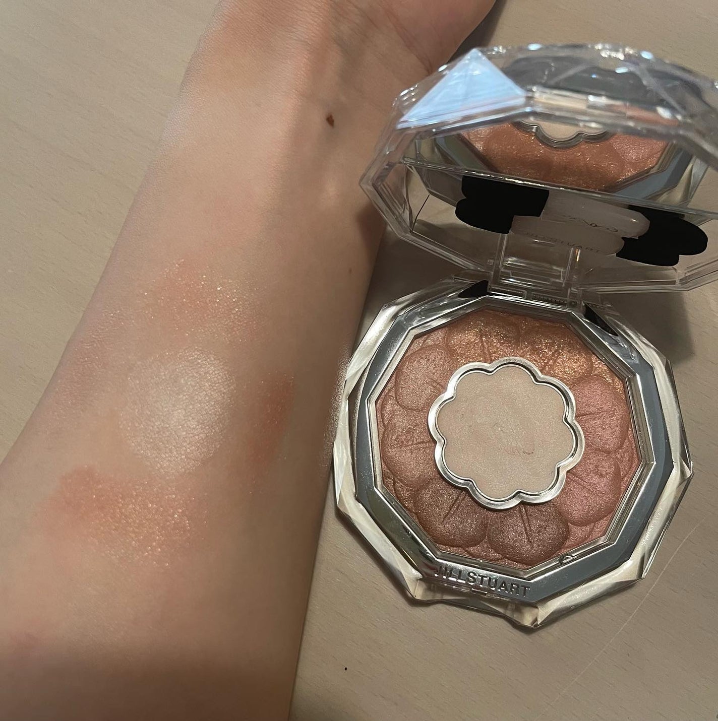 ジルスチュアート ブルームクチュール アイズ/JILL STUART/アイシャドウパレットを使ったクチコミ(3枚目)