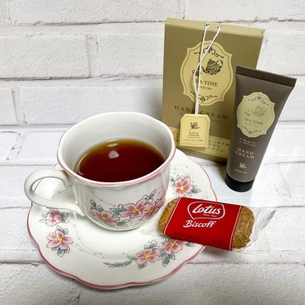 ティータイム ハンドクリーム ホワイトティーの香り/BIBIDAY/ハンドクリームを使ったクチコミ(4枚目)