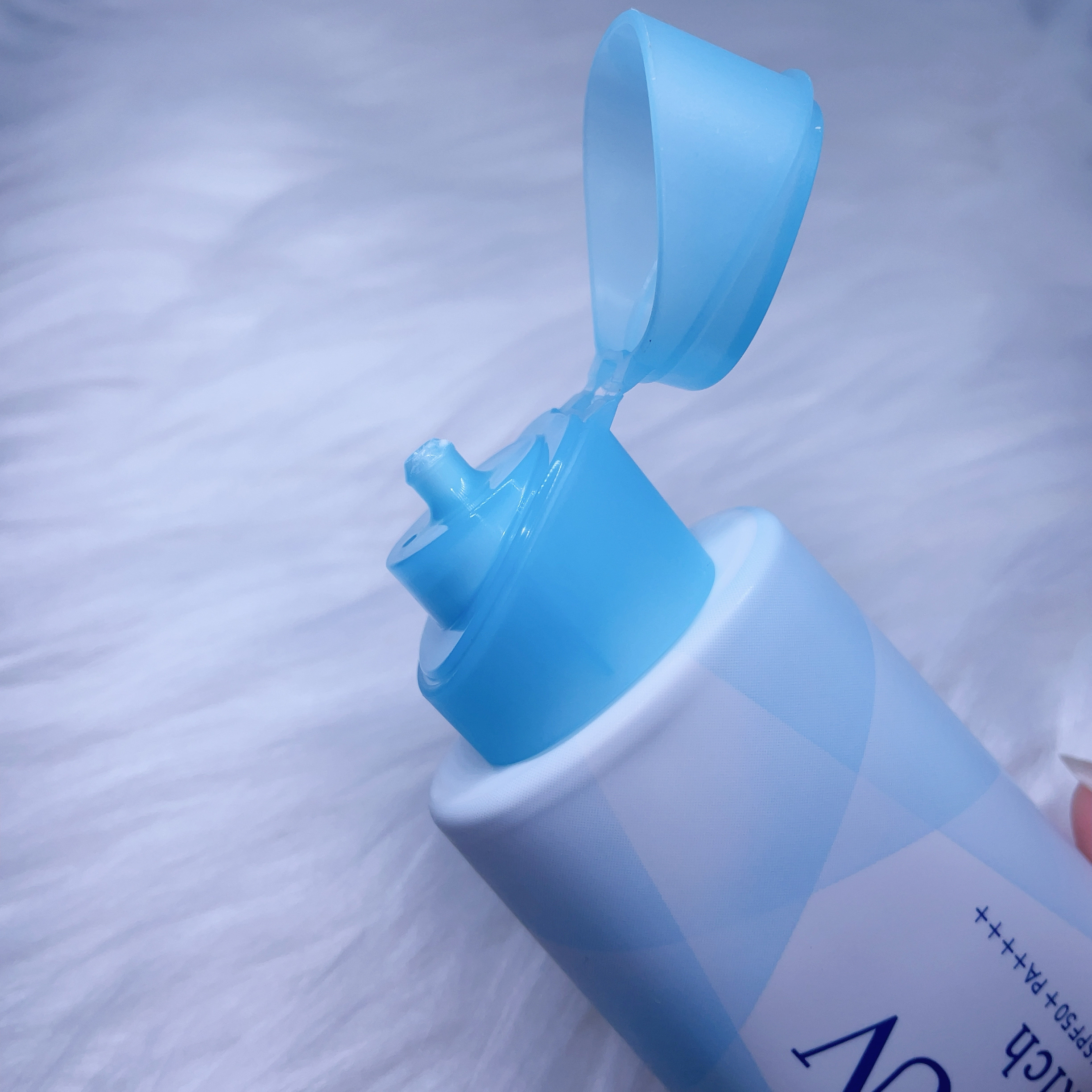 ビオレUV アクアリッチ ライトアップエッセンス/ビオレ/日焼け止めクリームを使ったクチコミ（2枚目）