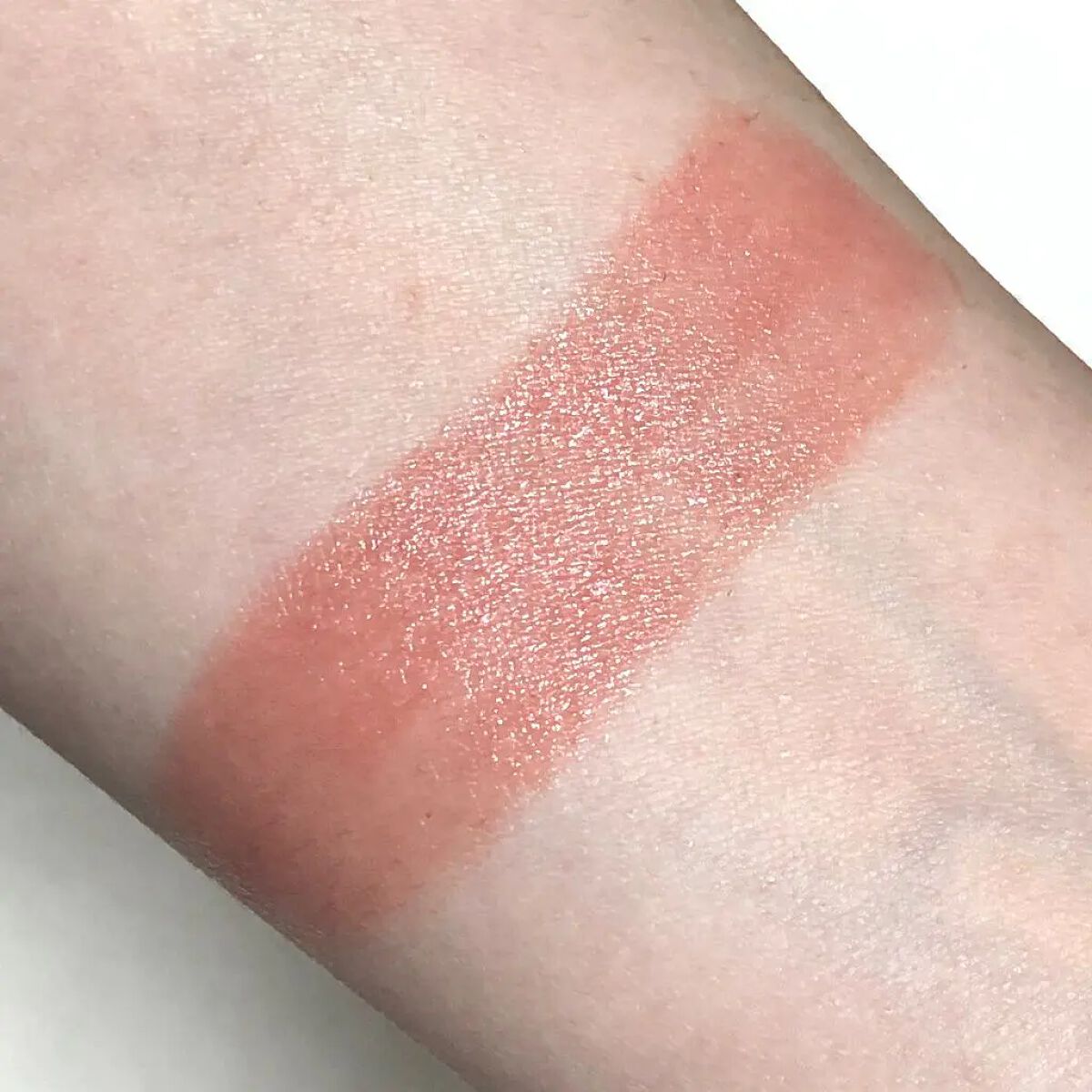 プランプメロウリップス EX08 Hug