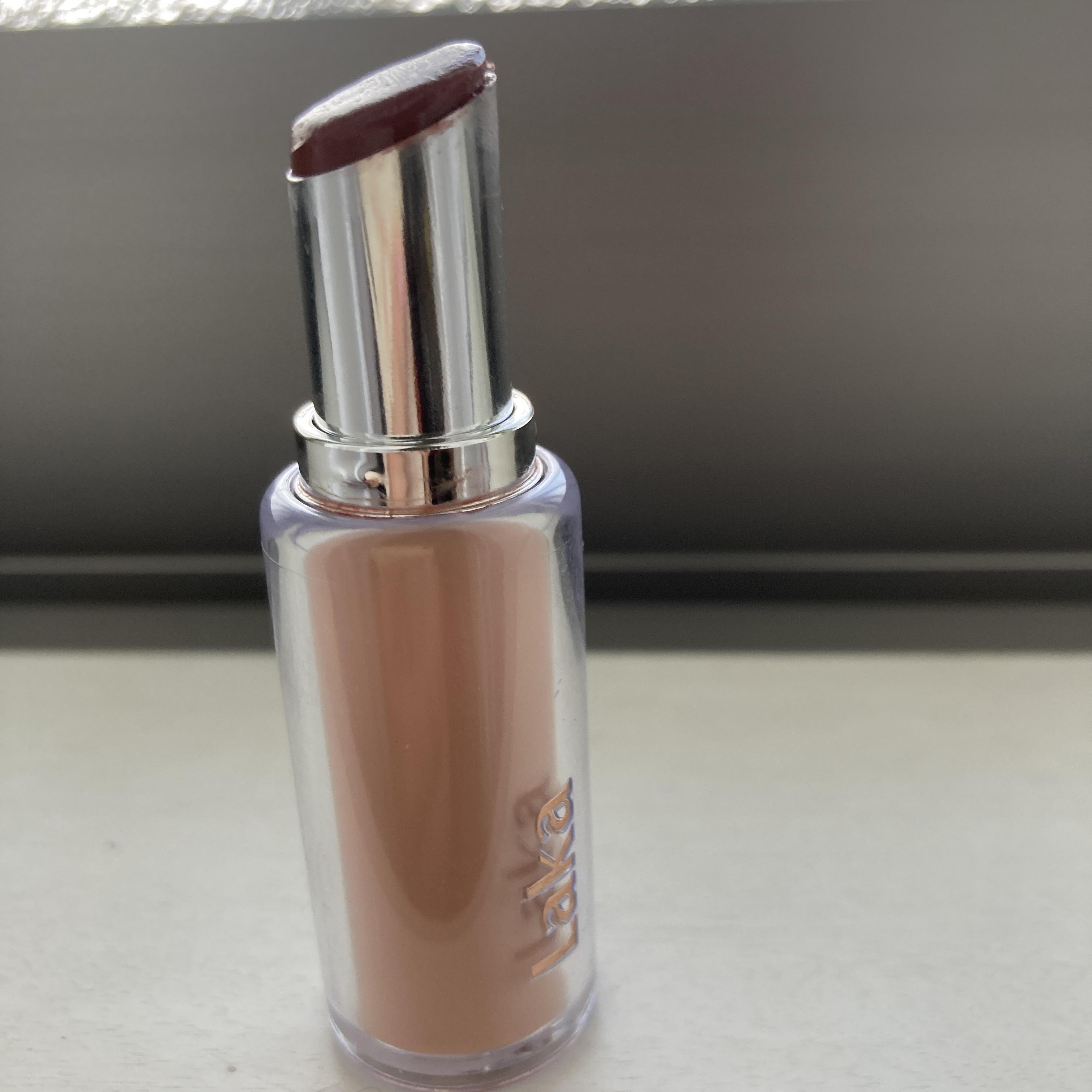 ボンディンググロウリップスティック/Laka/口紅を使ったクチコミ（1枚目）