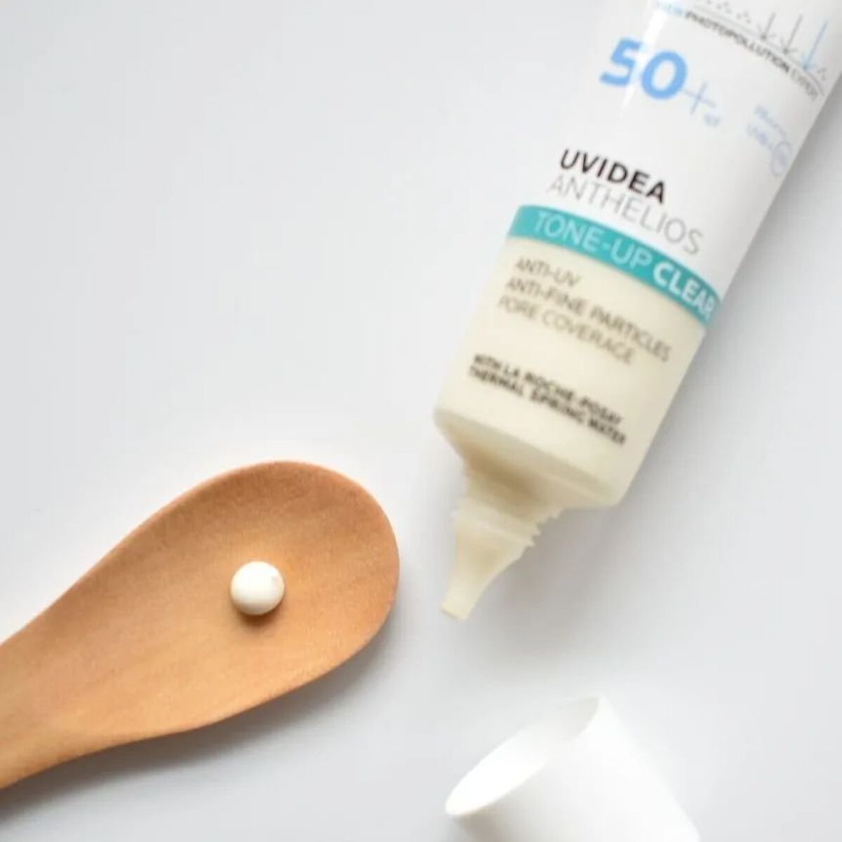 UVイデア XL プロテクショントーンアップ クリア/ラ ロッシュ ポゼ/化粧下地を使ったクチコミ（3枚目）