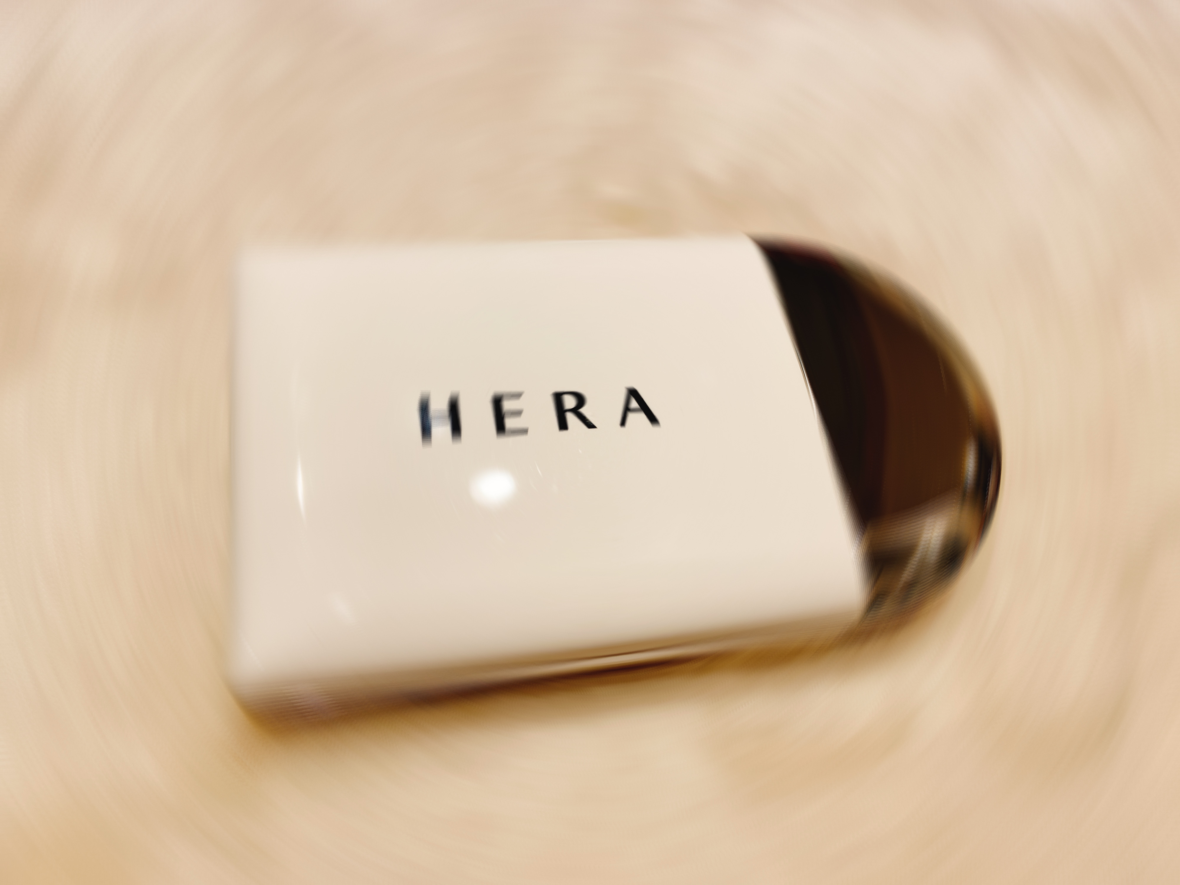 エアリーパウダープライマー/HERA/プレストパウダーを使ったクチコミ（2枚目）