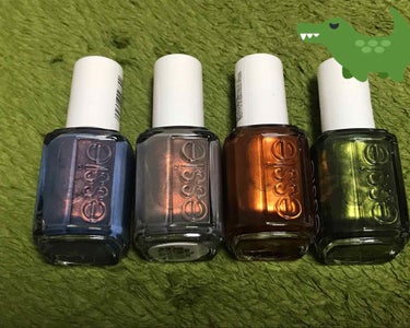 メモ☺️

爪伸び伸びなのと塗り方がアレなのすみません😢

essie
771 blue-tiful horizon←偏光死ぬ
119 social-lights←偏光死ぬ

2019秋の新作？
157