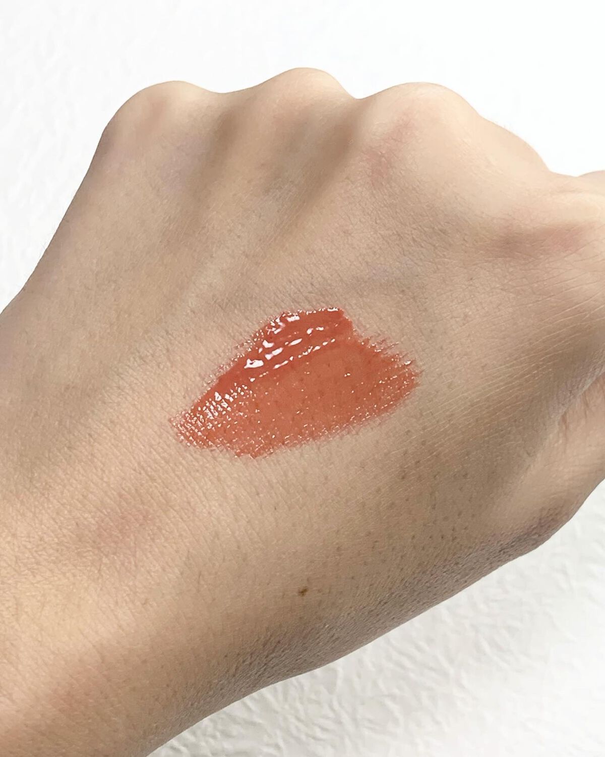 センシュアル フィッティング グロウ ティント/HERA/リップティントを使ったクチコミ（3枚目）