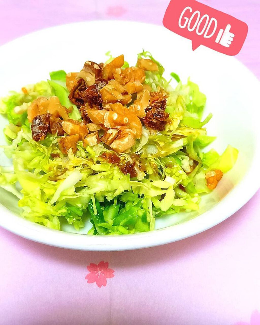美容美食ライター兼主婦⭐️始めました on LIPS 「♡デーツ&クルミ入り栄養たっぷりサラダ♡ママ友のあいだで話題に..」(2枚目)