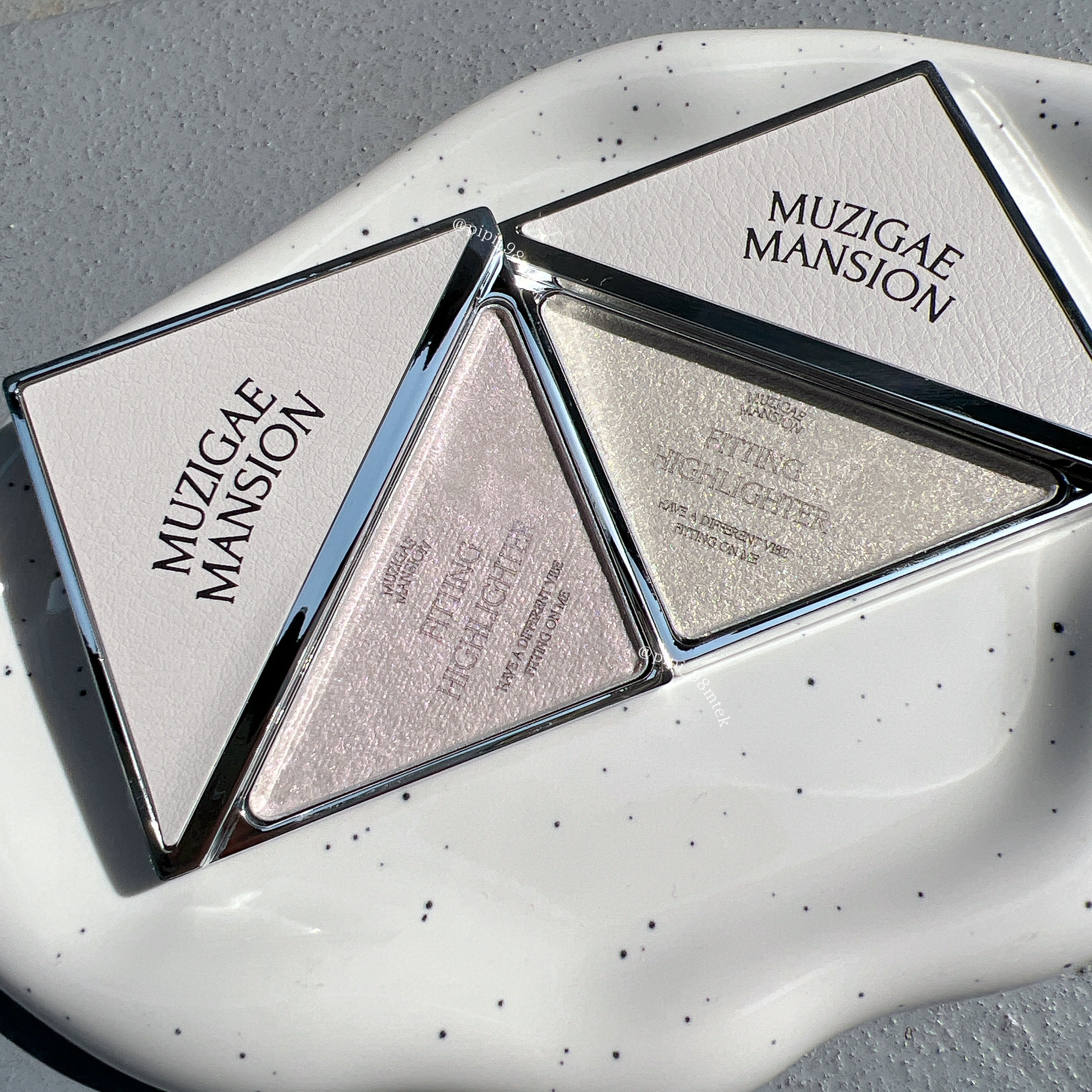 フィッティングハイライター/MUZIGAE MANSION/パウダーハイライトを使ったクチコミ（3枚目）