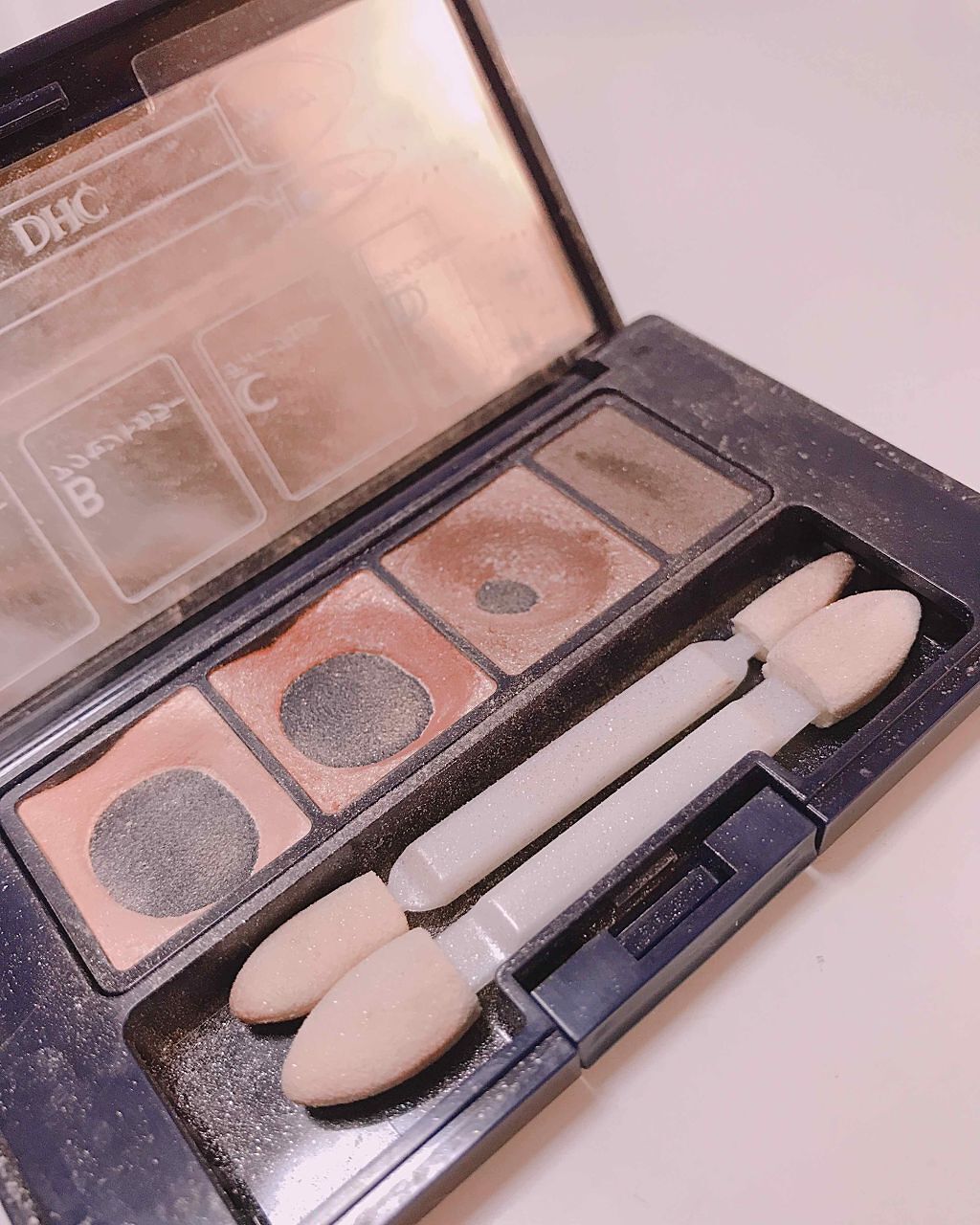 パーフェクト アイシャドウパレット/DHC/アイシャドウパレットを使ったクチコミ（2枚目）