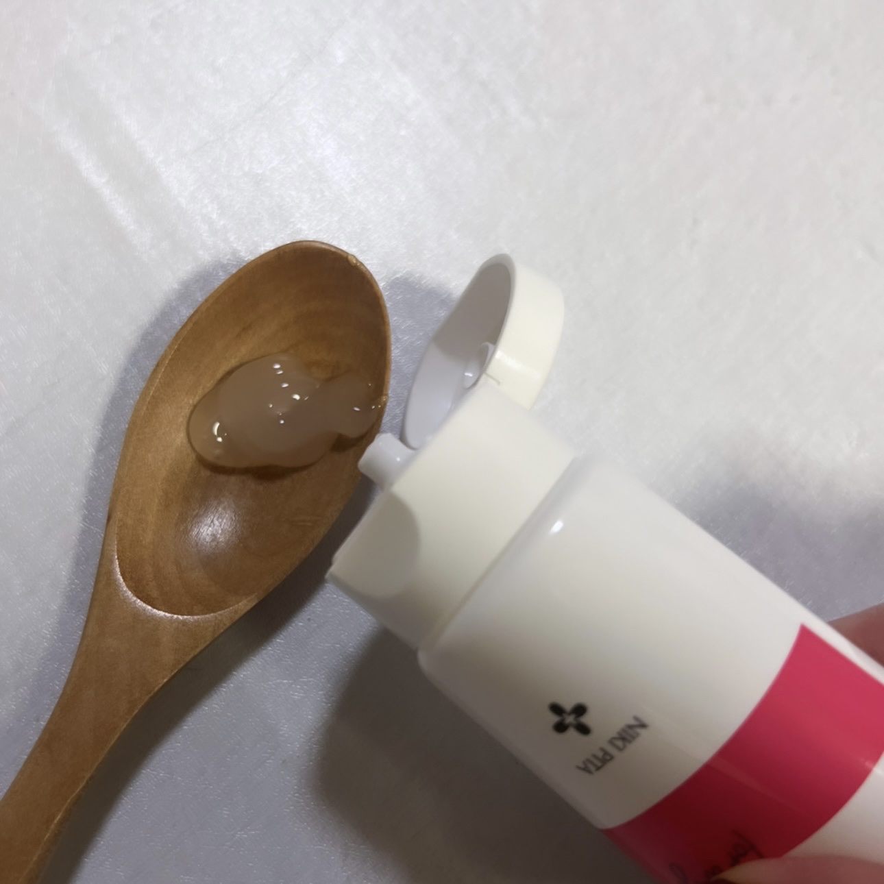 NIKI PITA AC モイストジェルクレンジングのクチコミ「#PR #ニキピタ
 #nikipita
提供頂きました

ニキピタさんの
クレンジング使って.....」（2枚目）