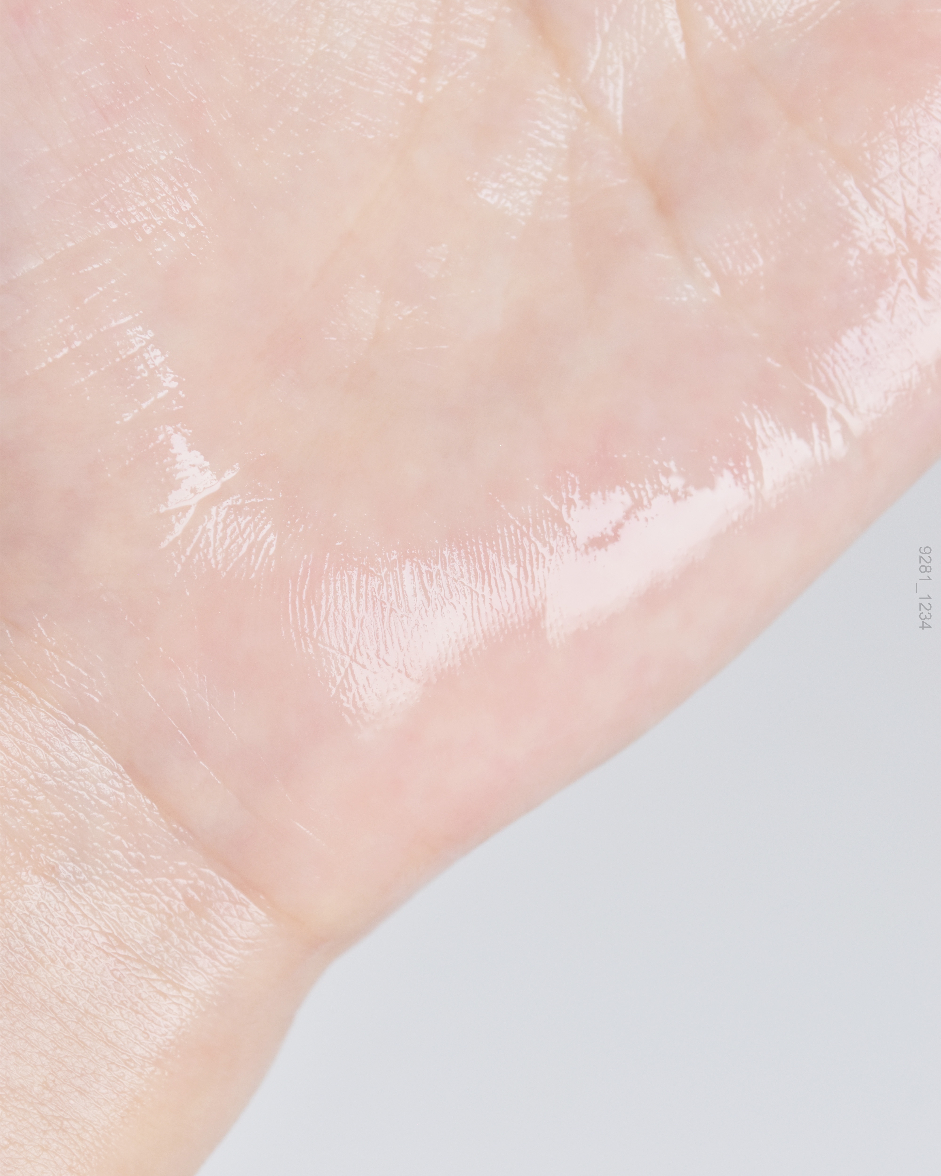 ウォータリー エッセンス スキン/NUCIO/化粧水を使ったクチコミ（3枚目）